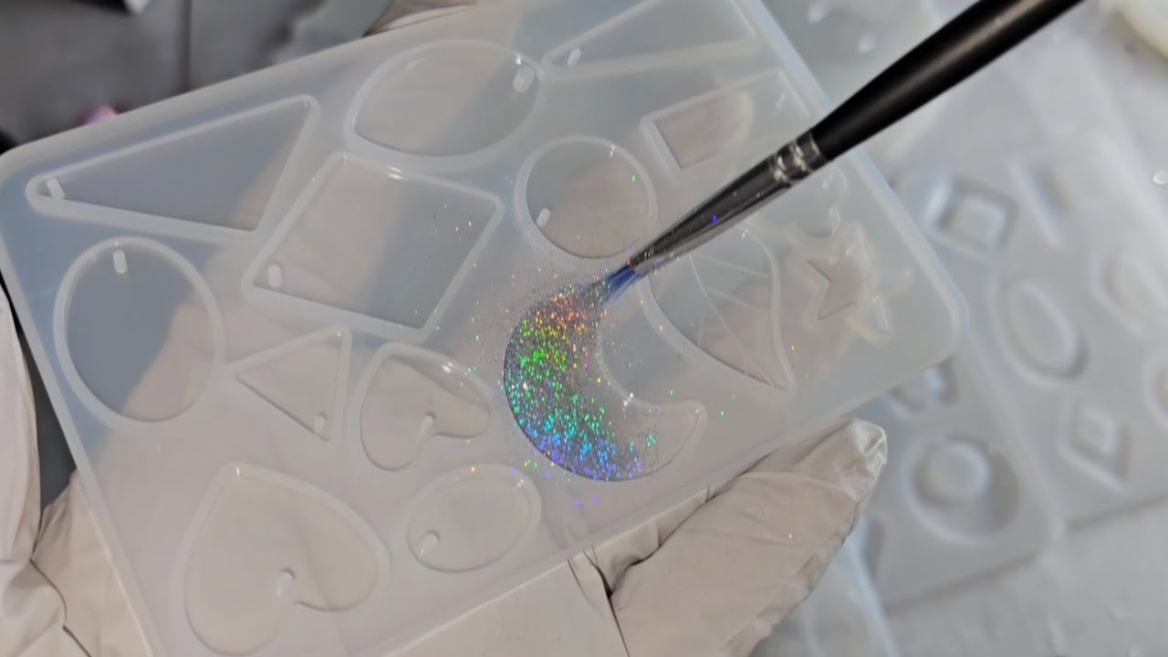 Holographic resin jewelry