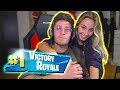 GIOCO A FORTNITE CON LA MIA RAGAZZA E VINCIAMO 2 VOLTE!!