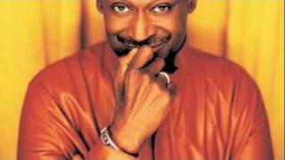 Watch Luther Vandross Apologize video