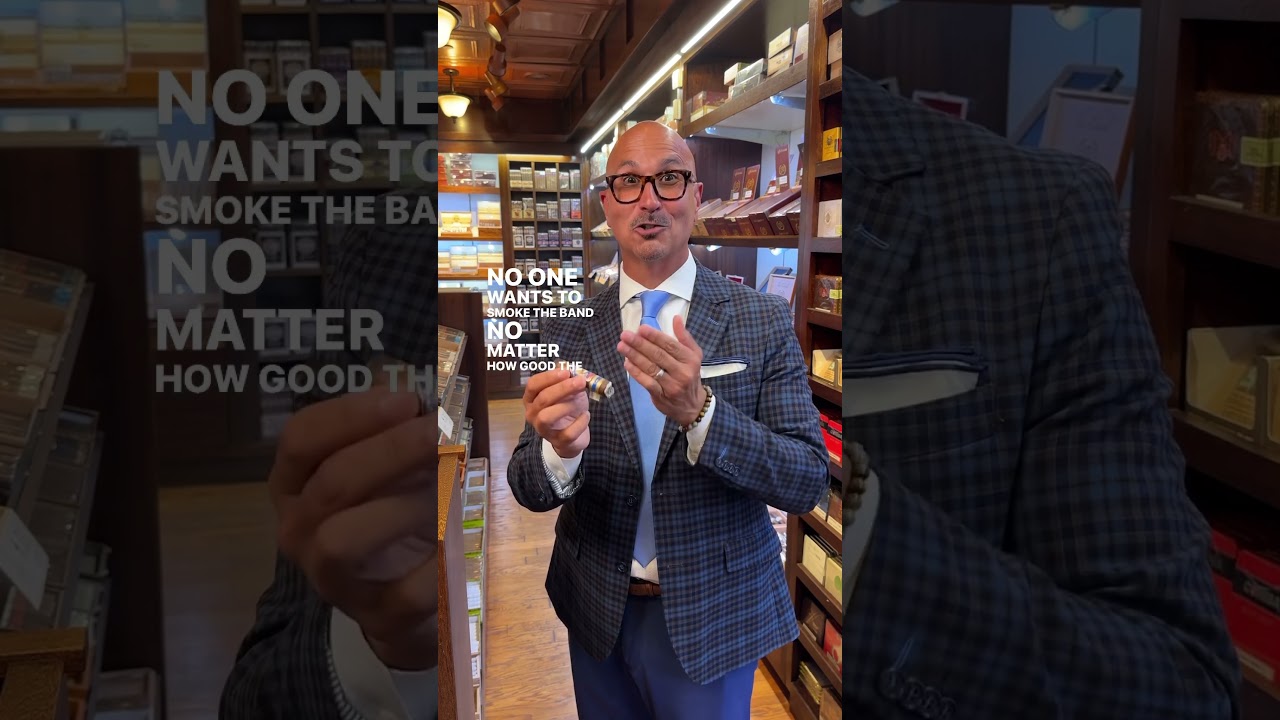 When to remove a cigar band 👀