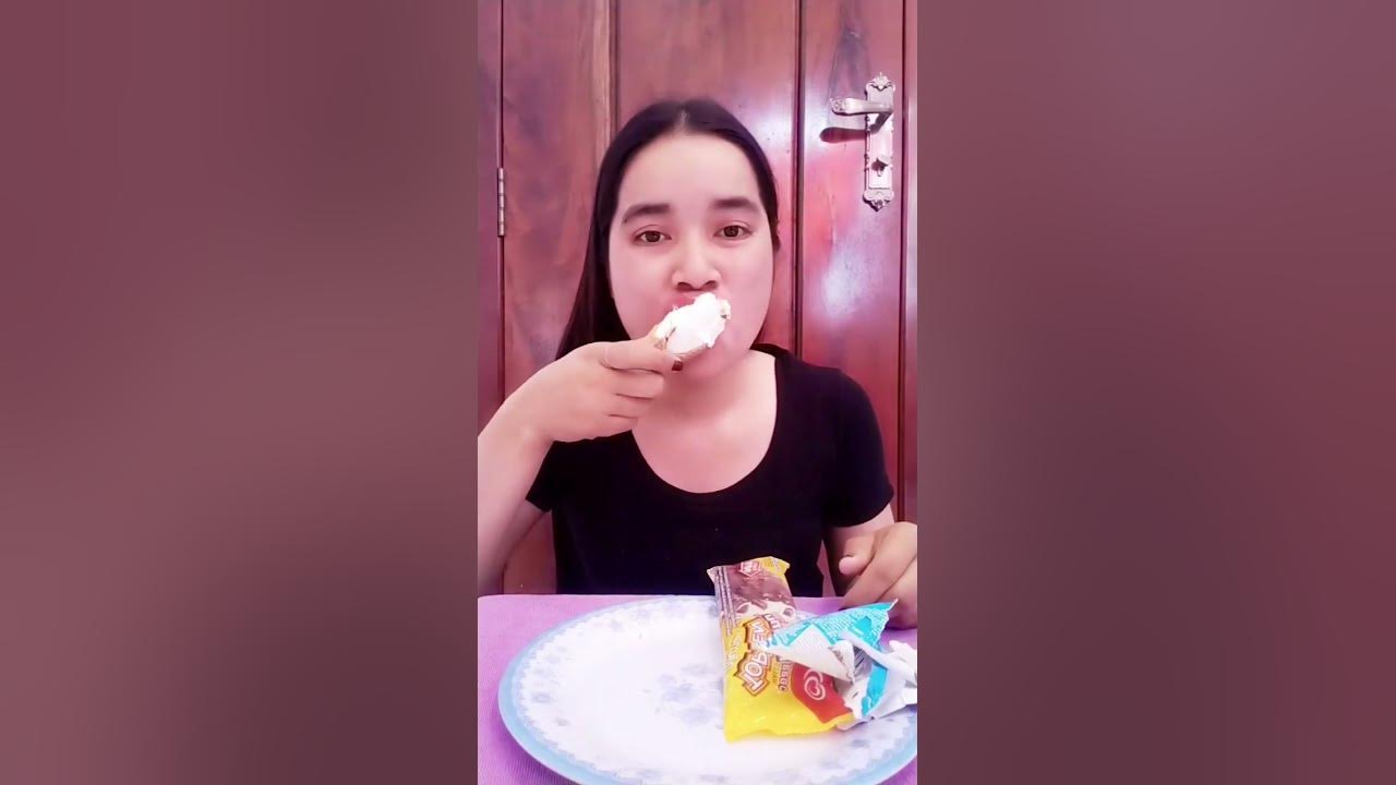 asmr-eat-ice-cream-with-delicious-black-sesame-seeds-1508-shorts