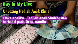 Day In My Live Unboxing Hadiah - Senenngnya Terima Hadiah Dari Saudara2