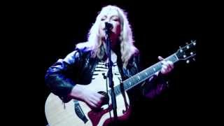 Video thumbnail of "Rickie Lee Jones - Rodeo Girl - LIVE at Red Rocks"