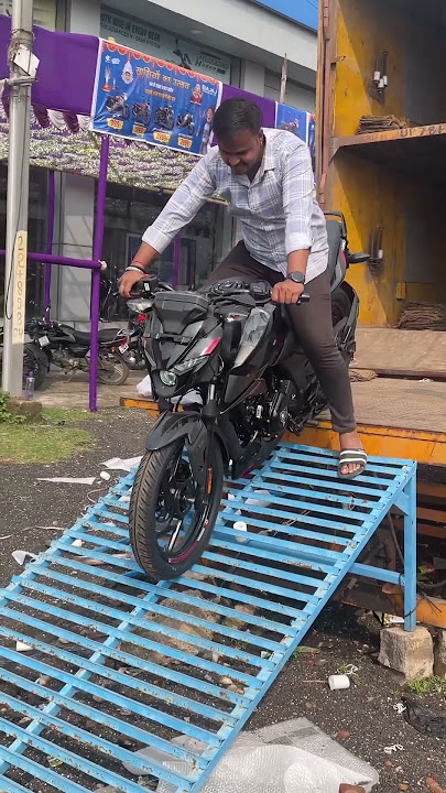 BAJAJ PULSAR N150 | 2024 Bs6 2.0 | UNLOADING #shorts #short #bajaj #pulsar #n150 #150 #new #bike