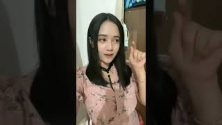 Sandal Jepit Buatan Jepang Bikin Tegang