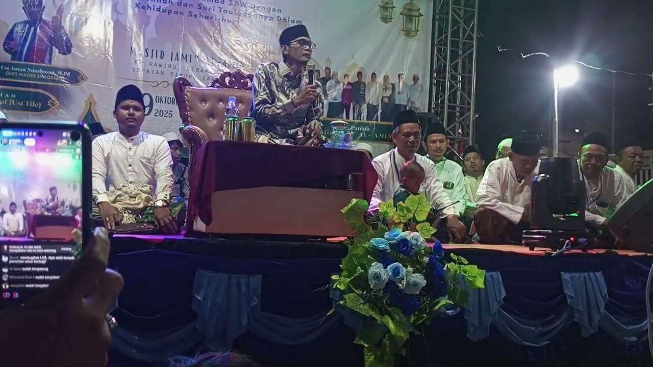 ceramah lucu ustad tile di kp. rawiru desa Lebak wangi kec. Sepatan timur