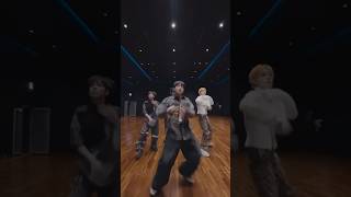 Jungkook TikTok with Yeonjun and taehyun #bts #btsarmy #viral #trending #btstiktok #jungkook #3d