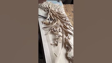 The process of carving patterns on wood- Good tools and machinery can increase work efficiency