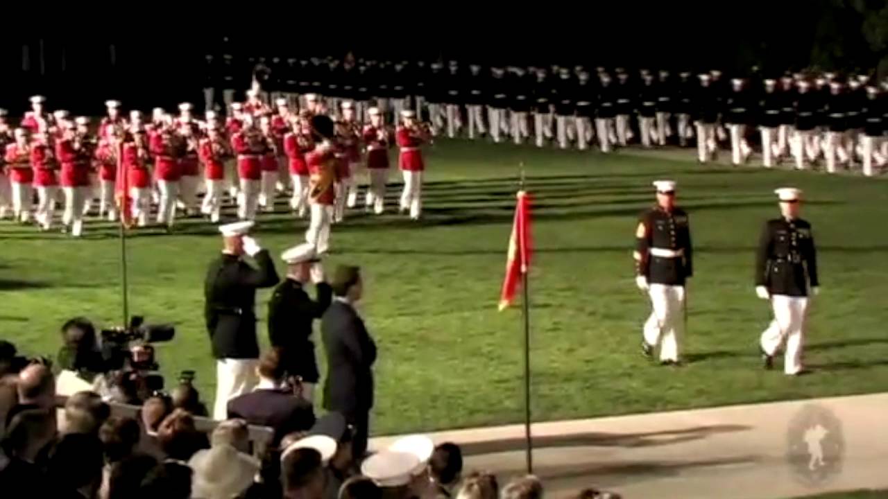 Marines Evening Parade 2009 - YouTube