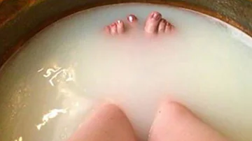 Kann man mit Fußpilz in die Badewanne?