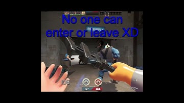 scout blocks blu spawn lol #shorts #tf2 #tf2funny