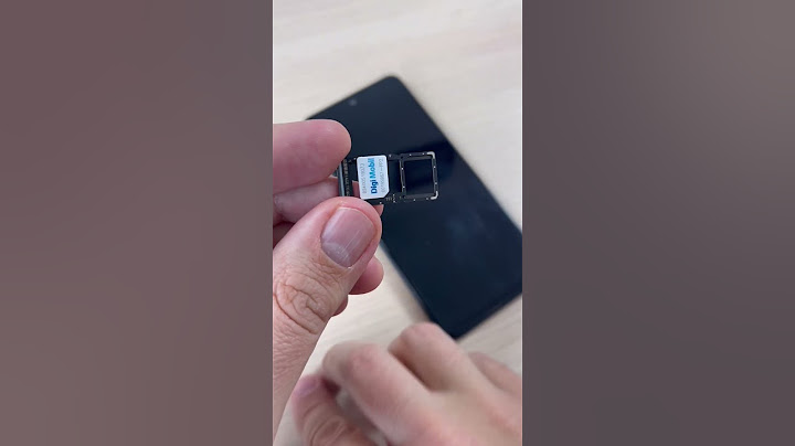 Trying to put SIM cards in XIAOMI Redmi Note 12 🤦‍♀️ #shorts
