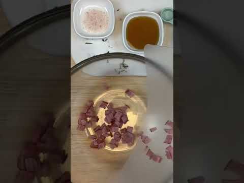 Video: Maple Dog Treat Resepti