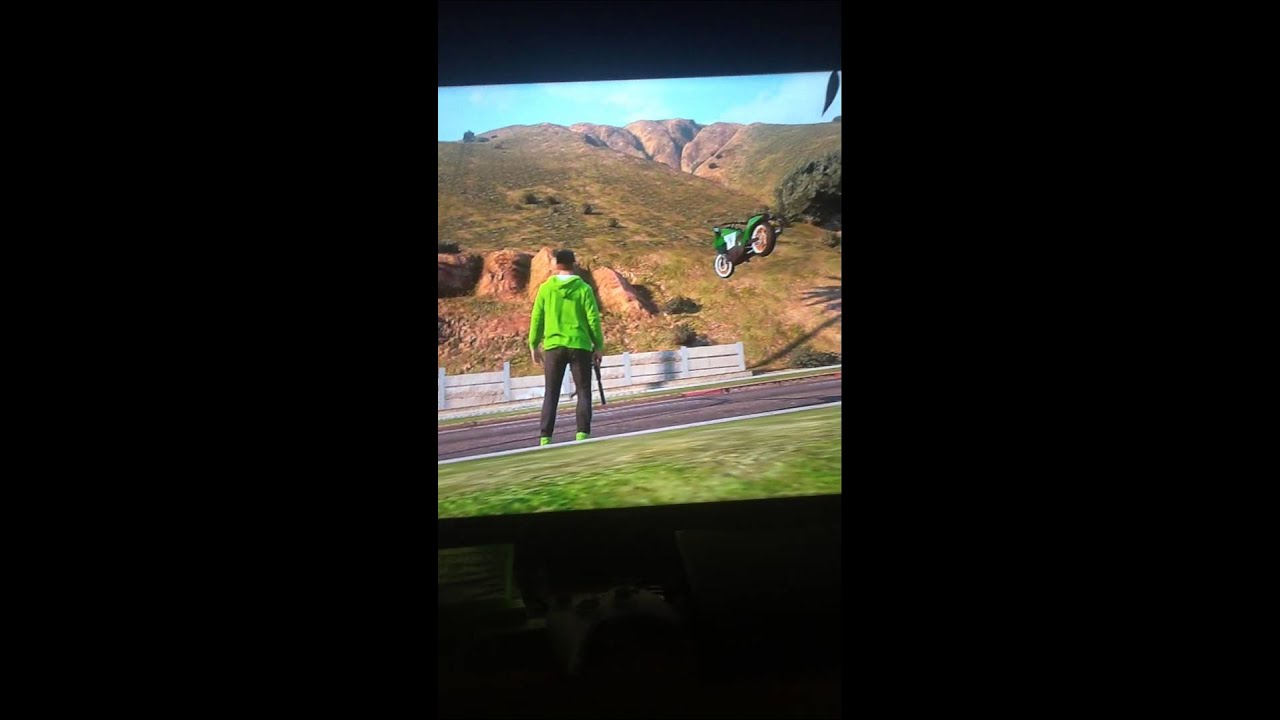 GTA 5 online floating in mid air glitch check it out!