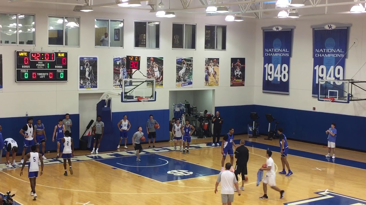 A quick peek into a Kentucky basketball practice