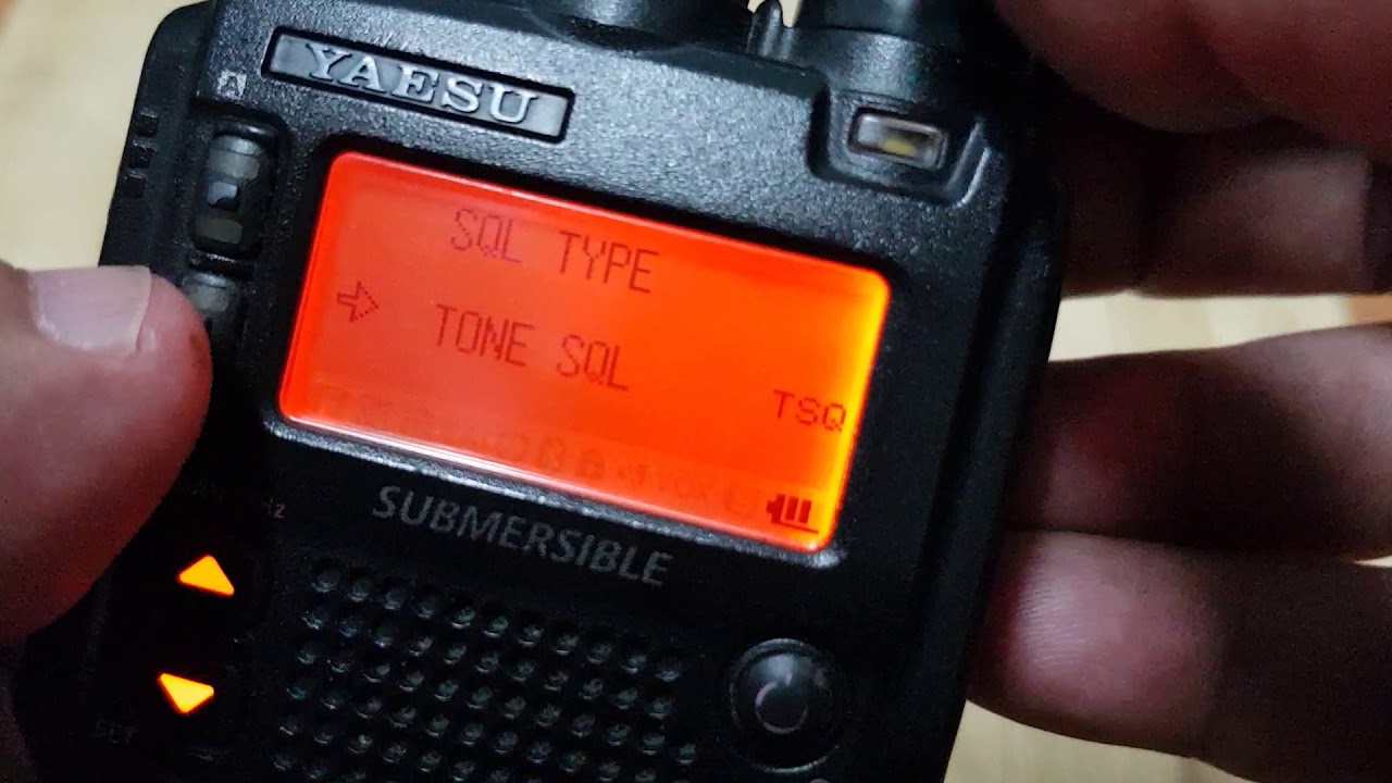 วิธีใส่โทนอนาล็อค Yaesu VX 8DR