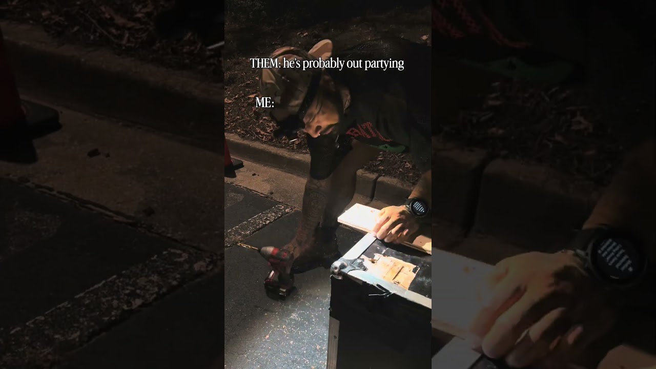 Rain, Honest Men, Snakes in My Shoes: Reading a Tour Clip