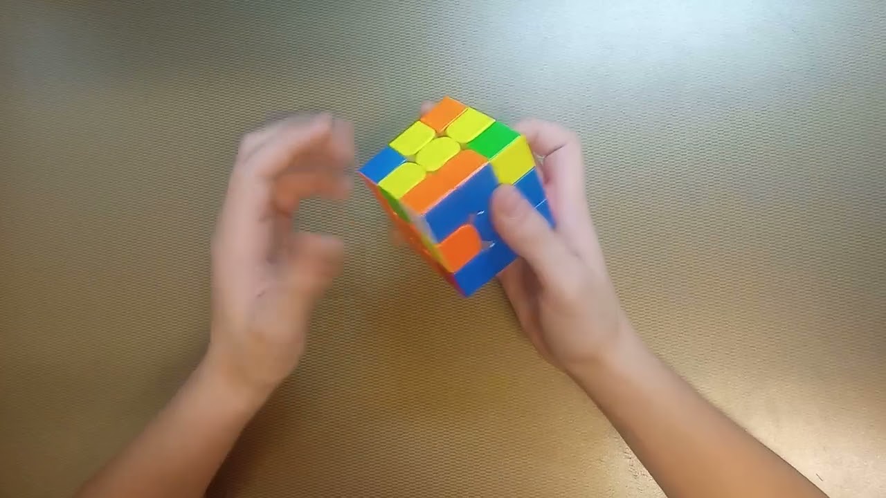 How to solve a 3x3 for beginners using the CFOP method