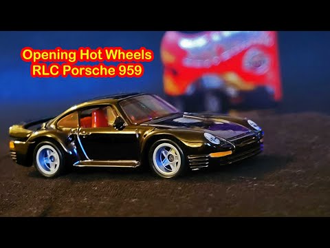 Opening Hot Wheels RLC Porsche 959 in black - YouTube