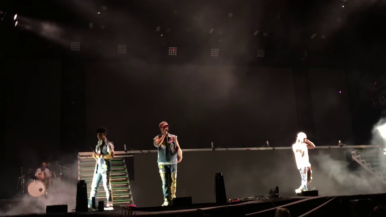 CNCO - Dolor De Cabeza feat. Riki en el Hipódromo de Palermo 2018