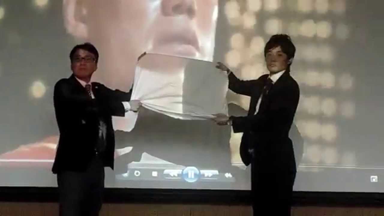 SWY 26 - Learn the japanese way to fold bed sheets - YouTube