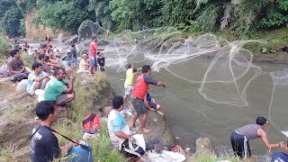 ADA YANG ANEH DI SUNGAI INI ! MAKIN DIJALA IKANNYA MAKIN BANYAK