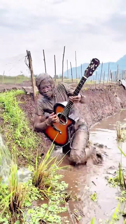 si komat loncatt lagi konserr😆🤣 #fypyoutube #komat #kangeunbend#lucu #ngakakkocak #hiburan