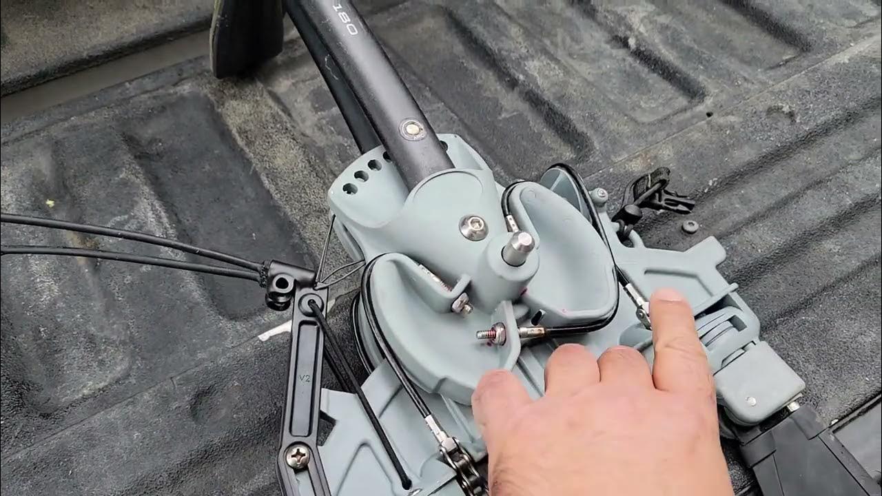 Hobie Mirage Drive 180 chain tension and spine wear. - YouTube