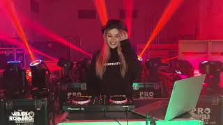 DJ Ailen Romero - Enganchado Full Cachengue (SET LIVE)
