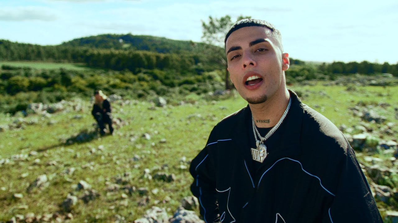 SOYTURISTA ft sArah - DQNE