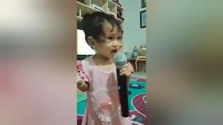 Tiada Dusta dihatiku cover by Ratu #tiadadustadihatiku #cover #nafaurbach #baby #1tahun #batita