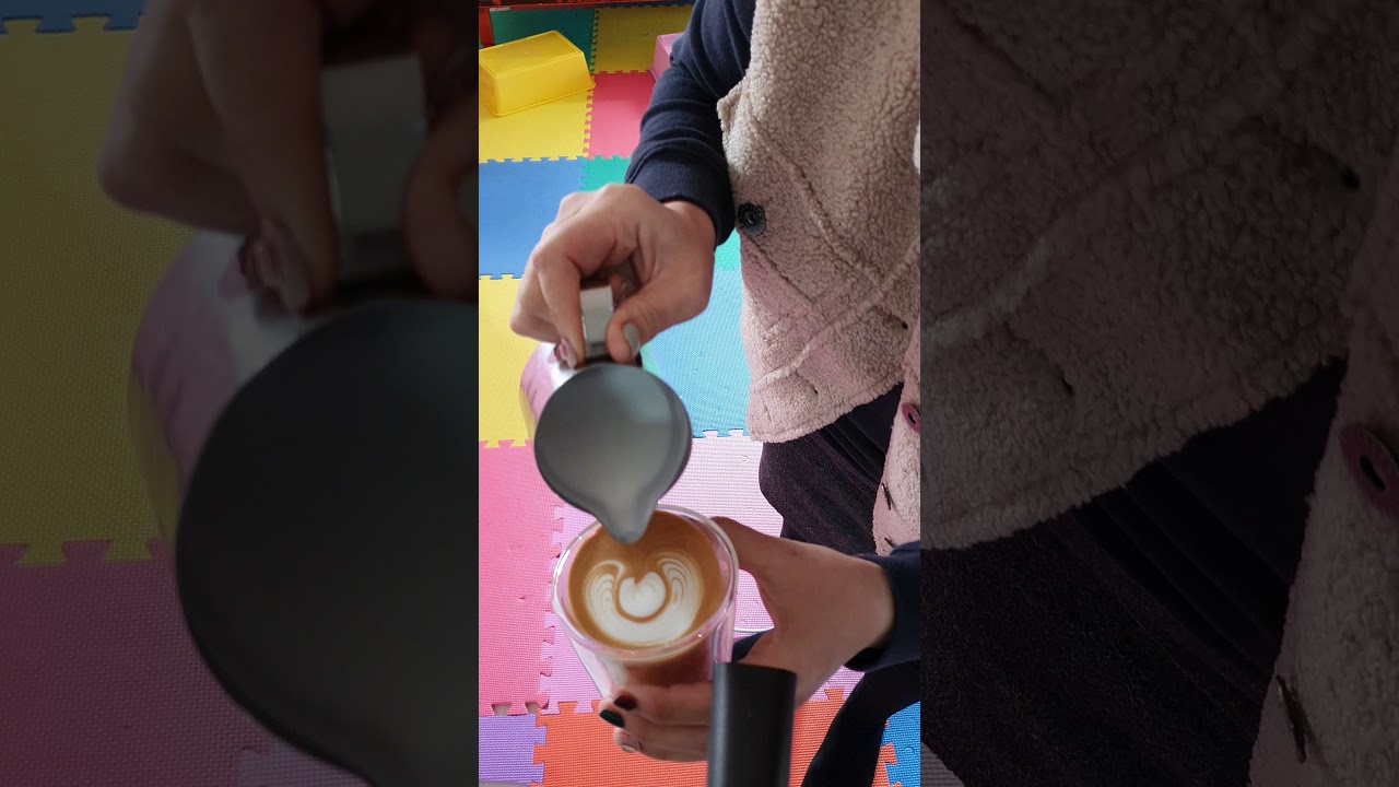 How to do latte art at home?  lelit PL91T , Espresso machine, Home cafe, Latte art tulip