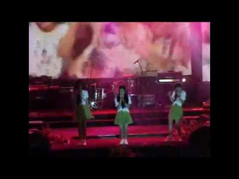 Girlly Angkat Telponku Di PRJ 2012