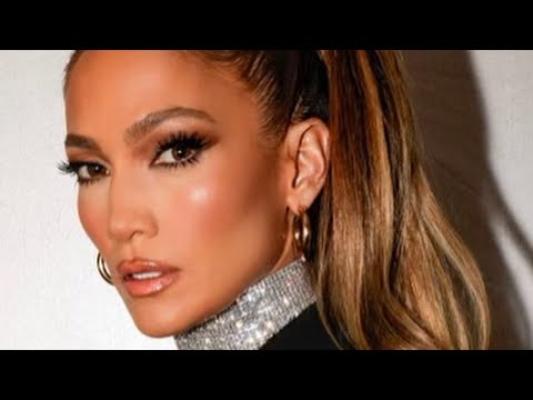 Jennifer Lopez Shows Off Her Six-pack Abs in All Bikini Photos