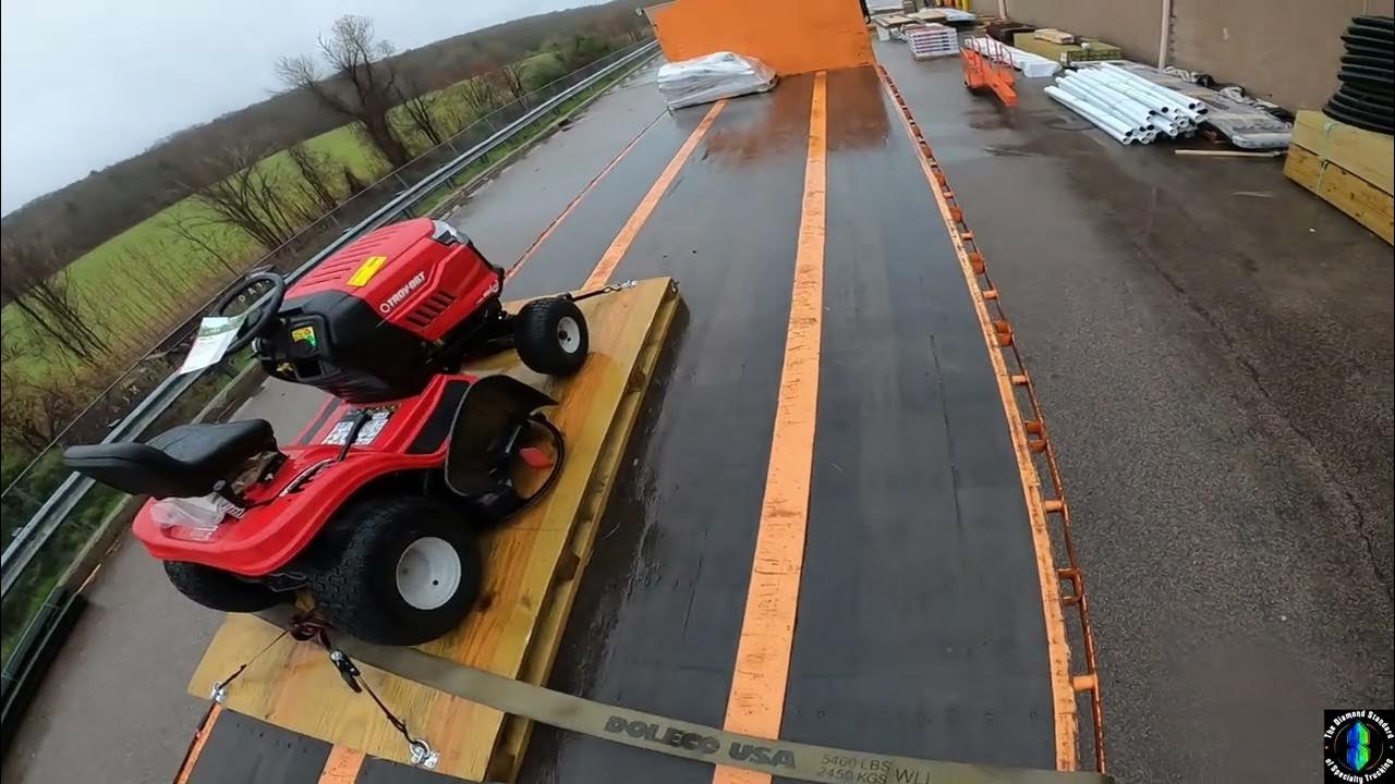 How to Properly secure a Lawn Tractor to a Trailer Damage Free! YouTube