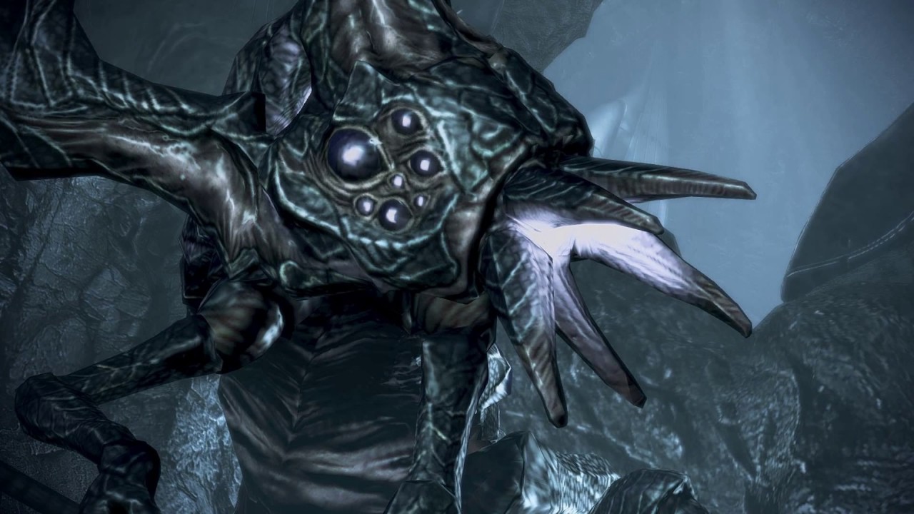 Starship Troopers Invasion Queen Bug