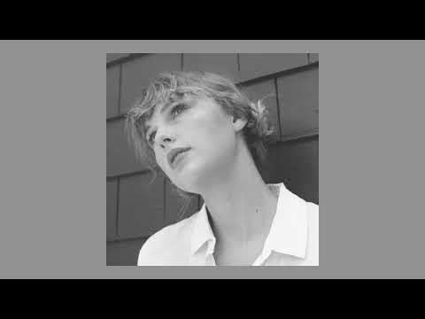 Cardigan Cabin In Candlelight Version