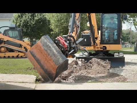 The Cat® TRS6 Tiltrotator at Work