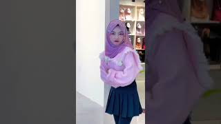 Beautiful Hijab Girl