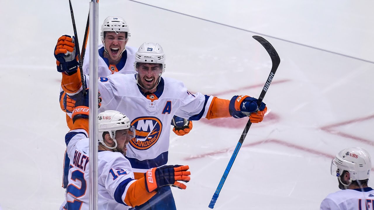 Hey Josh Bailey! The Rise & Fall of a Recent Islanders Icon
