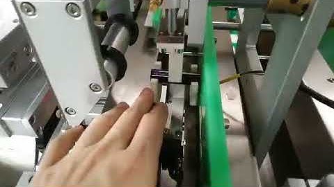 How to set up screen parameters lipstick base labeling machine