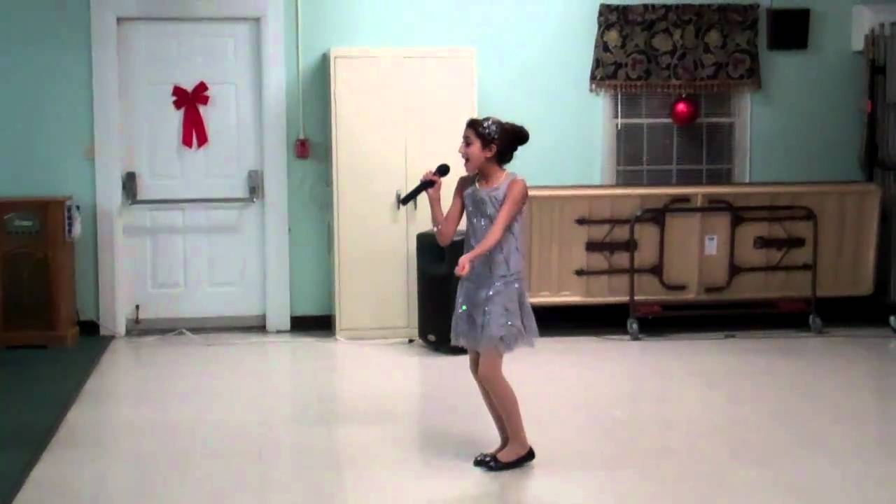 Liv's sings Aretha Franklin Winter WonderLand Groovy Version Liv's sings Aretha Franklin Winter WonderLand Groovy Version