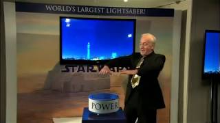 BT Tower Turned into a Giant Lightsaber (Star Wars) screenshot 4