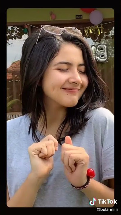 Viral - Dj TikTok Batrisyah97 Bulan sutena