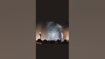 Mark Roasting Tom #blink182 #shorts