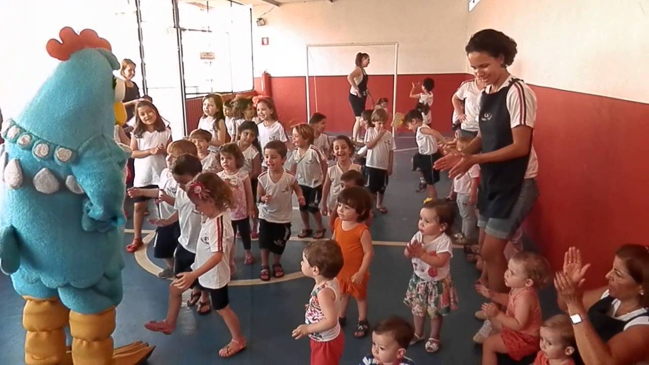 Escola Jean Piaget - Visita da Galinha Pintadinha 02/09/2014
