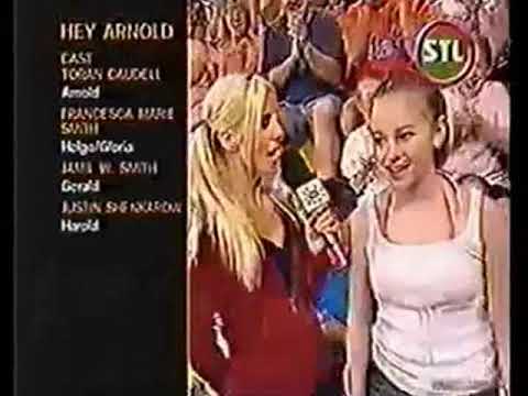 Jessica from Slime Time Live pies people