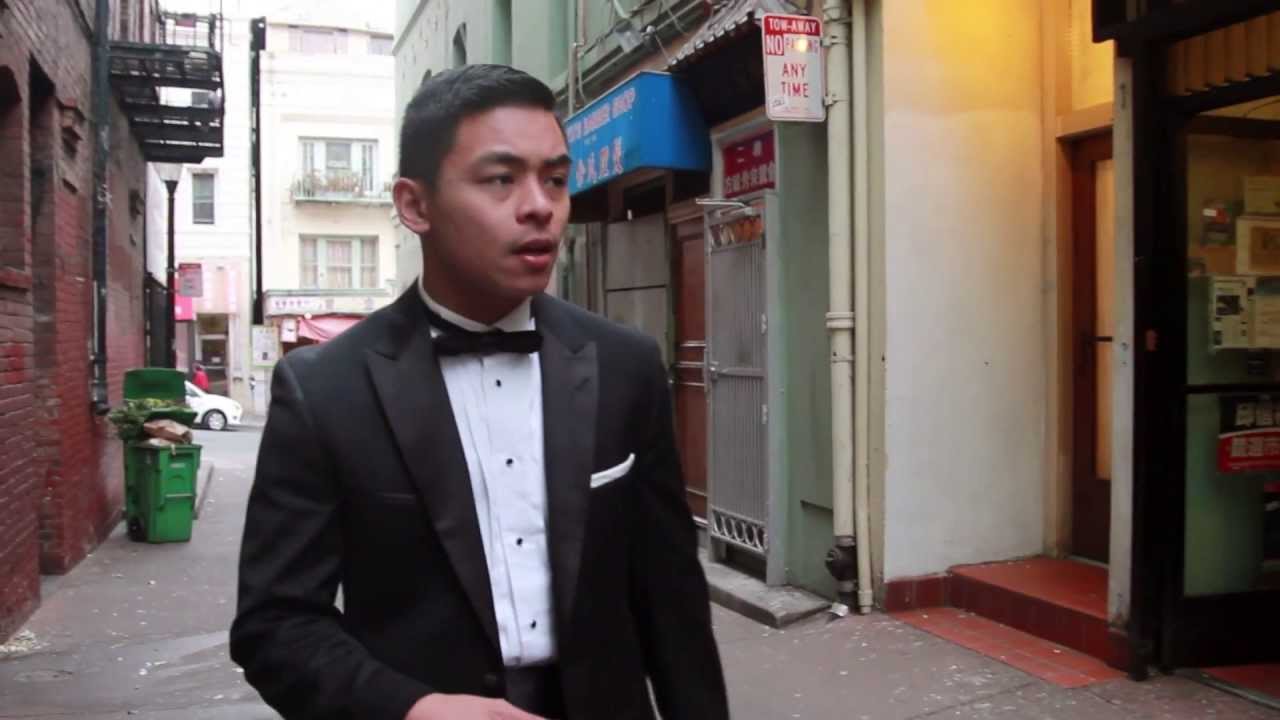 Phe - Lonely Together (Official Music Video)