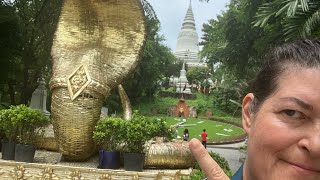 Ancestors Day festival at Wat Phnom in Cambodia 🇰🇭 Join me!