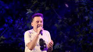 Μοναδικό κλείσιμο για το 12ο Φεστιβάλ Artville στη Νάουσα με Θάνο Καλλίρη 2025